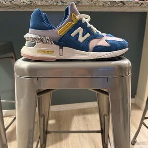 New Balance size 8.5